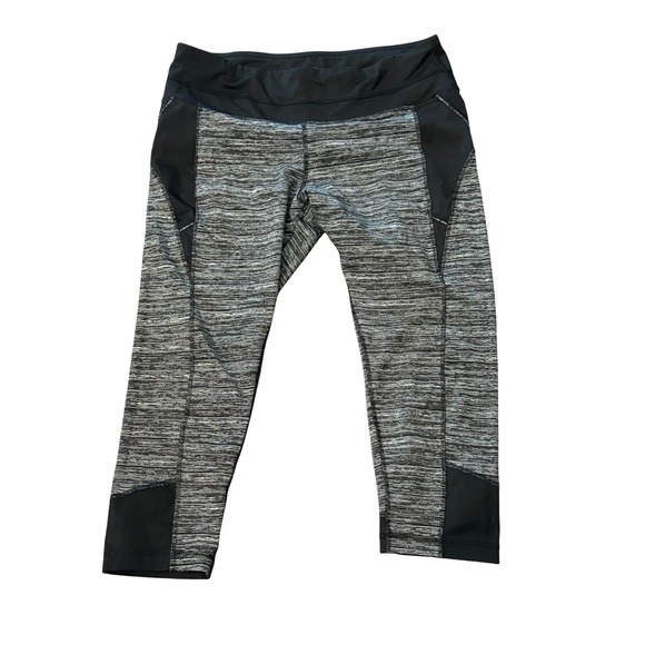 Active Life by Reflex Pants - Active Life by Reflex Women's Black Grey Stripe Capri Leggings Size M